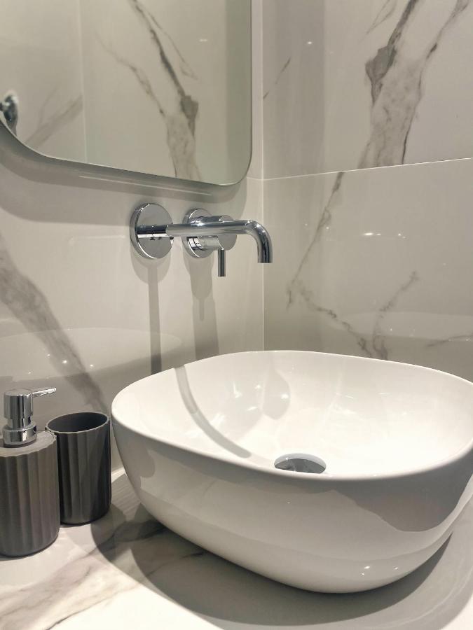 George Deluxe Apartments สตาลิดา ภายนอก รูปภาพ